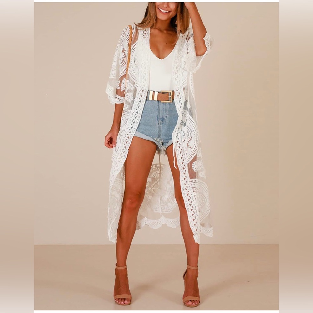 Boho Lace White Beach Bikini Coverup (NEW WITH TAGS)